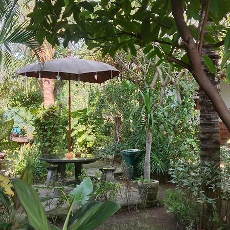 Van Santri Homestay Pemuteran מראה חיצוני תמונה