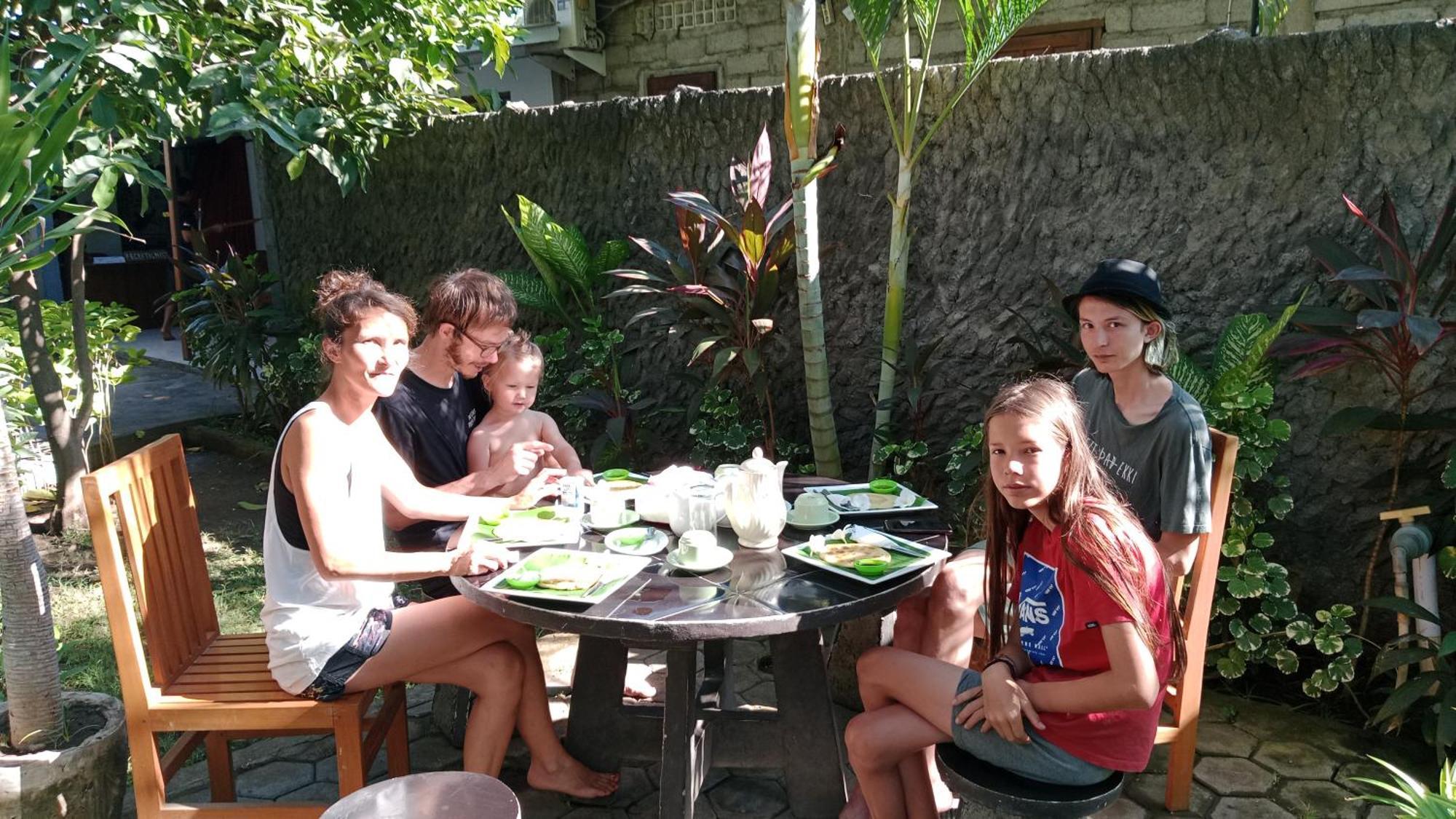 Van Santri Homestay Pemuteran מראה חיצוני תמונה
